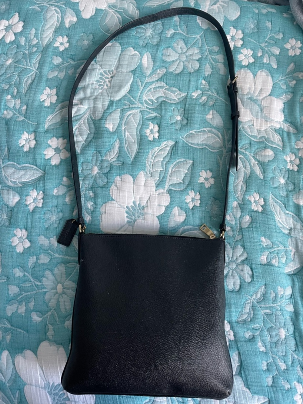 Coach Black Leather Rowan File Bag - Picture 2 of 7